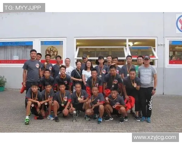 武术与足球的完美结合学过武术的足球明星们展现的独特魅力与技能